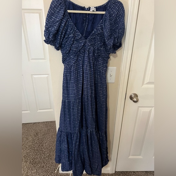 NEVER A WALLFLOWER COCO MAXI DRESS - Picture 3 of 3